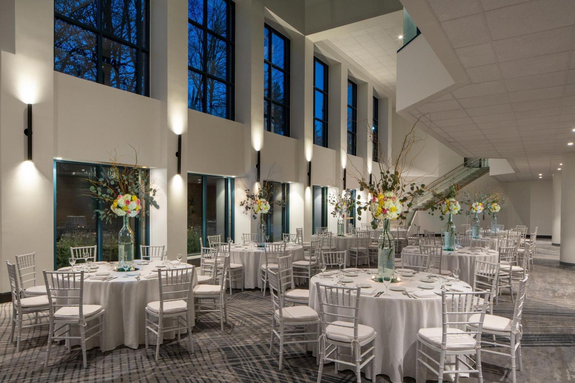 Falls Church Marriott Fairview Park Экстерьер фото