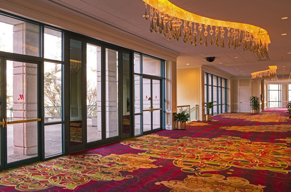 Falls Church Marriott Fairview Park Интерьер фото